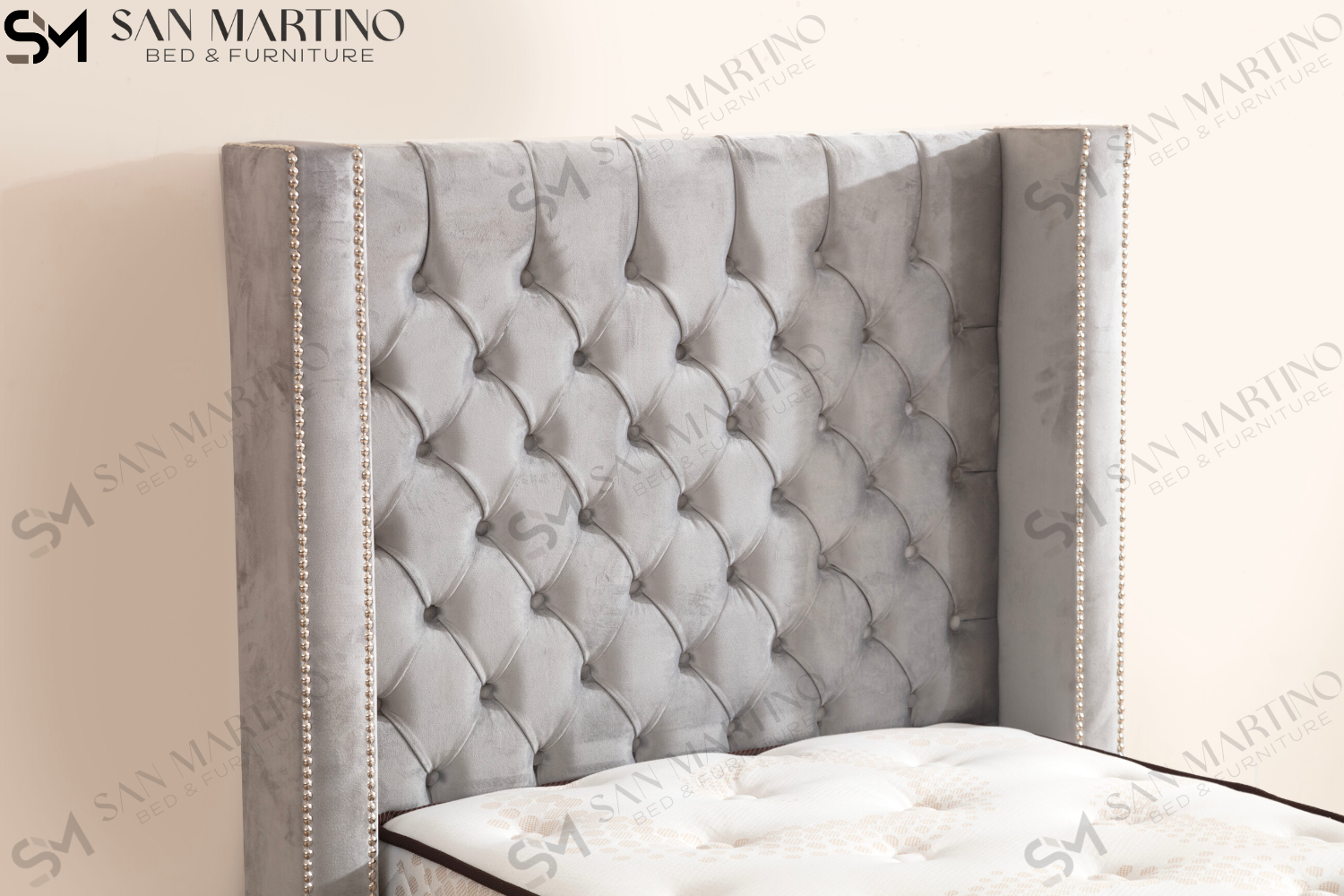 Lit Coffre Enfant CLOUTE Velours Gris