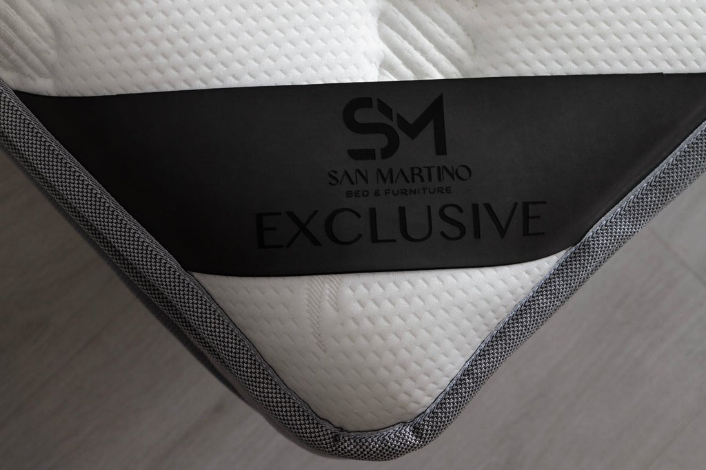 Matelas Exclusif Ressorts Gris - 32 cm avec surmatelas Intégré