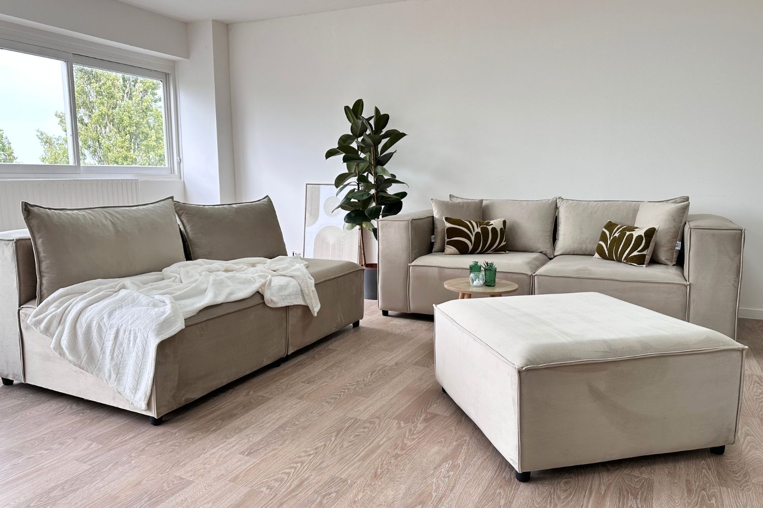 Canapé ELEGANCE Velours Modulable 4+1 Pouf